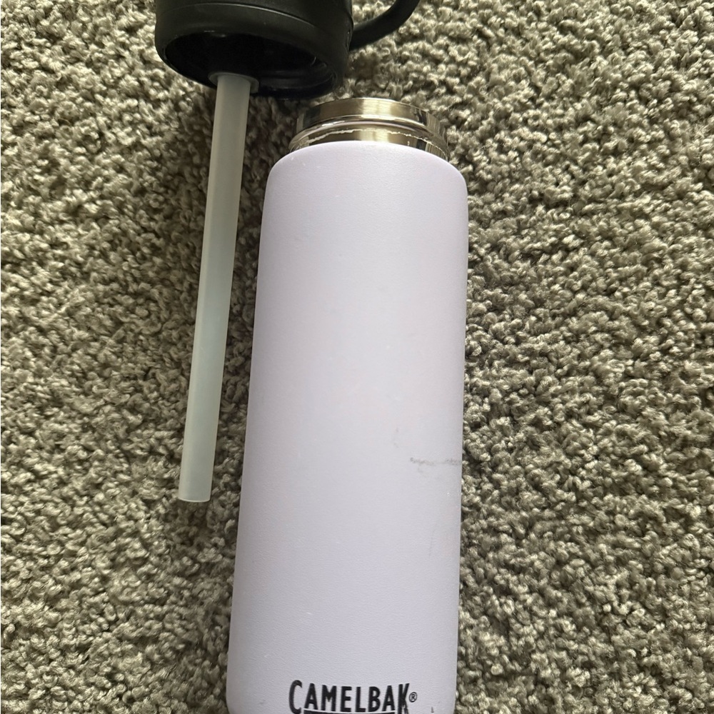 CamelBak Black and White Travel Bottle - Picture 5 of 5